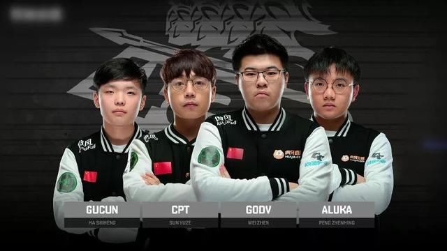 在比赛中面