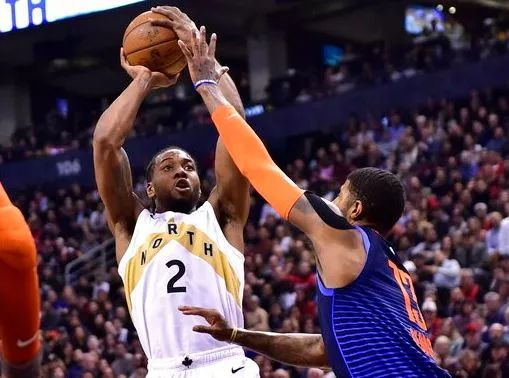 在充满激烈 在充满激烈