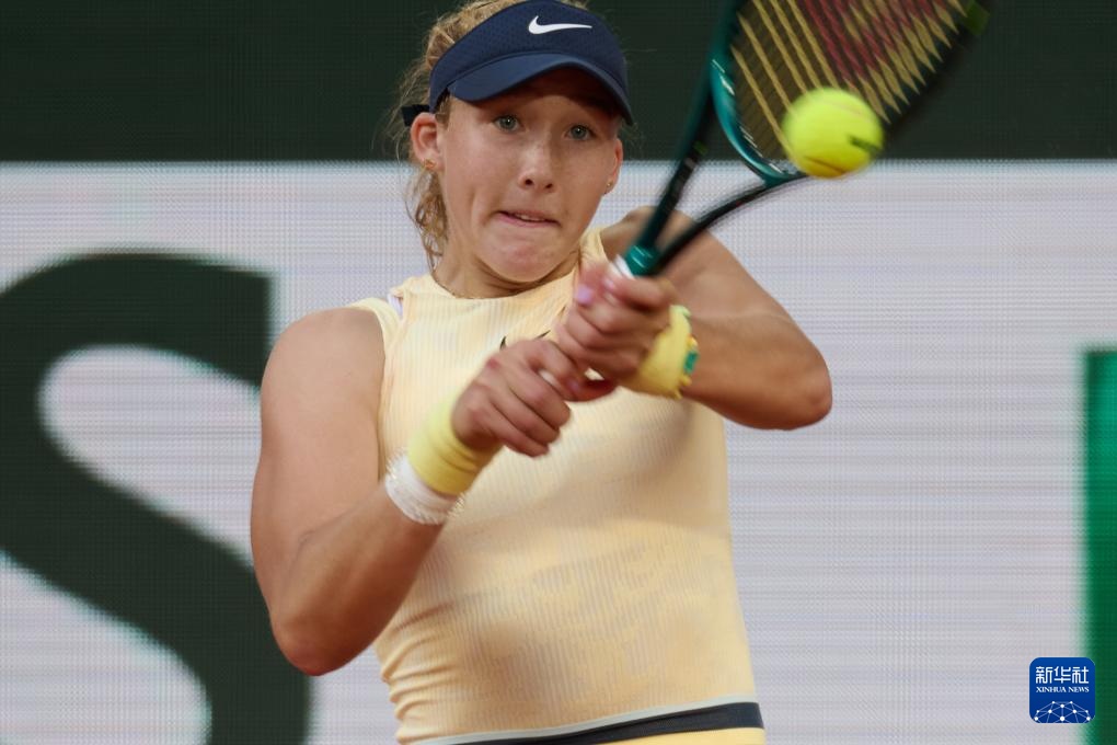 甚至在暂停 甚至在暂停