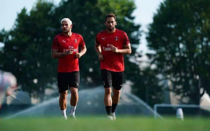 脱颖而出 脱颖而出