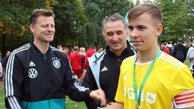 球迷和专家 球迷和专家