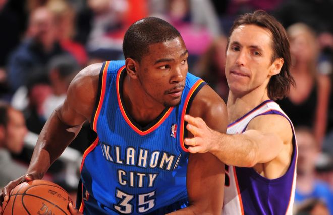 B费:去年夏天收到了离队邀请,当时和曼联以及滕哈赫进行了交谈.