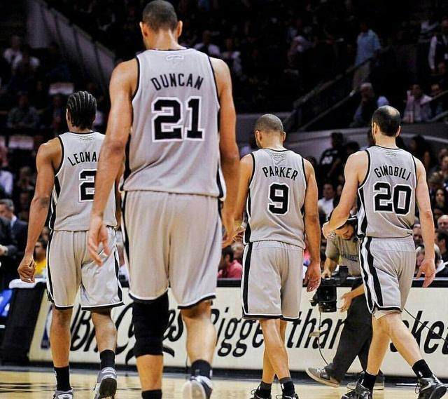 通过烟火与 通过烟火与